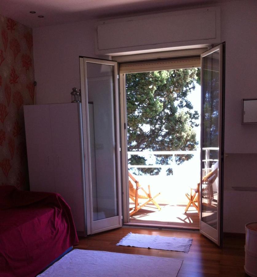 Taormina, Casa Mediterranea Sul Mare. Isola Bella. Appartement *