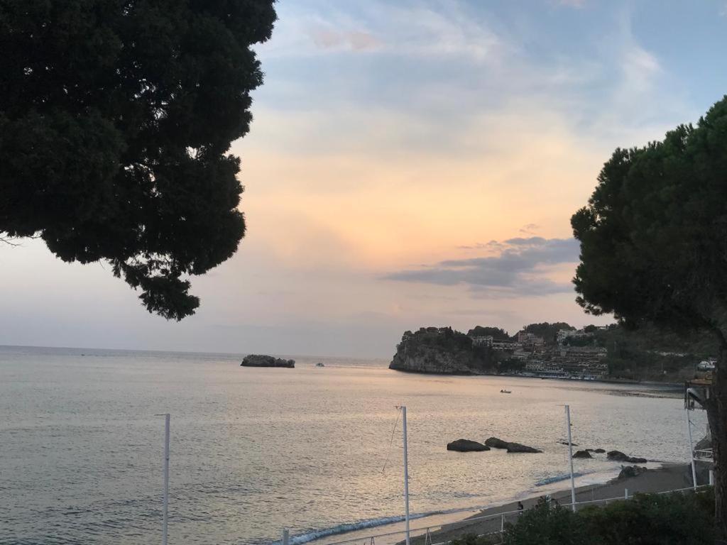 Taormina, Casa Mediterranea Sul Mare. Isola Bella. *